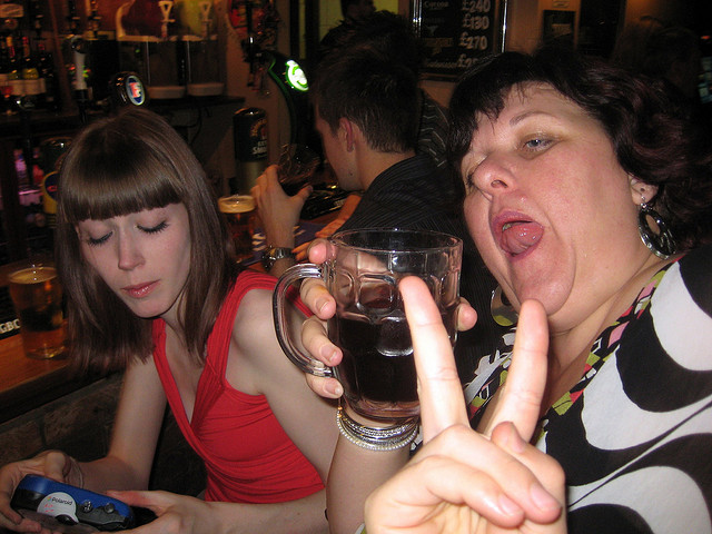 A Guide for Drinking Responsibly With Your Parents